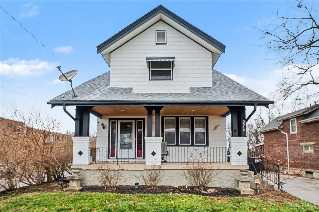 3519 McHenry Avenue, Cincinnati, OH 45225