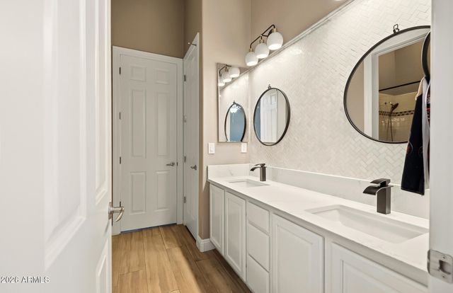 1529 W LAUREL GREENS Court, Phoenix, AZ 85086