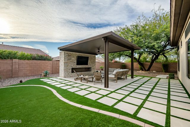 1529 W LAUREL GREENS Court, Phoenix, AZ 85086