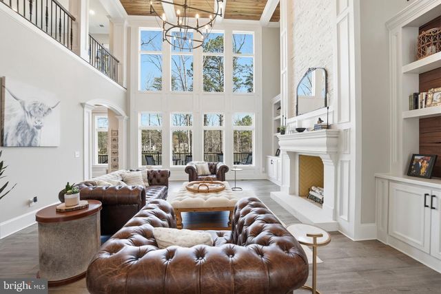 11215 PRESWICK LN, Spotsylvania, VA 22551