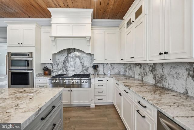 11215 PRESWICK LN, Spotsylvania, VA 22551