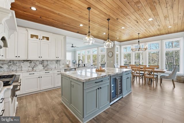 11215 PRESWICK LN, Spotsylvania, VA 22551