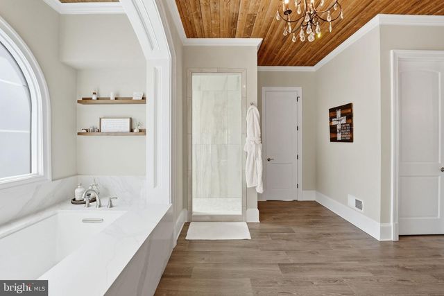 11215 PRESWICK LN, Spotsylvania, VA 22551