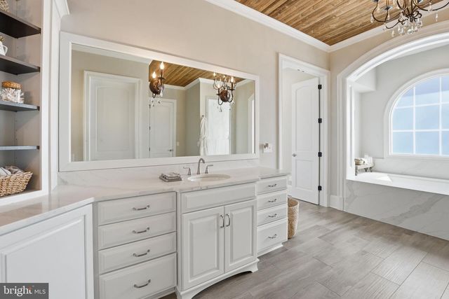 11215 PRESWICK LN, Spotsylvania, VA 22551