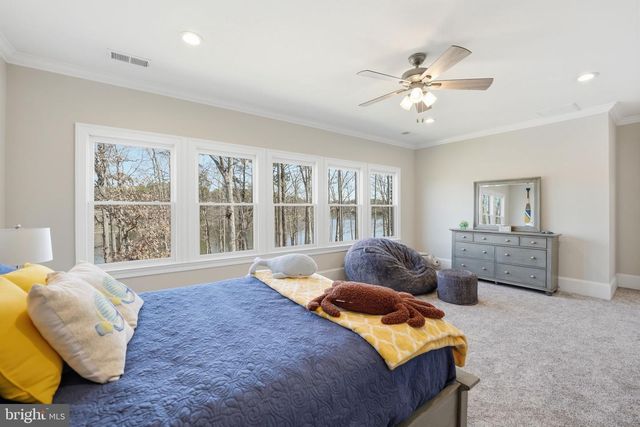 11215 PRESWICK LN, Spotsylvania, VA 22551