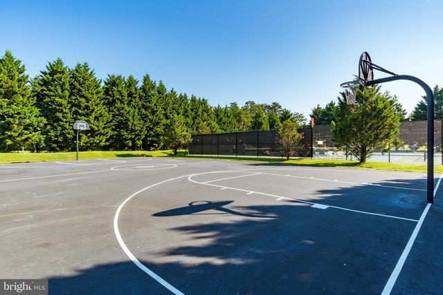 11215 PRESWICK LN, Spotsylvania, VA 22551