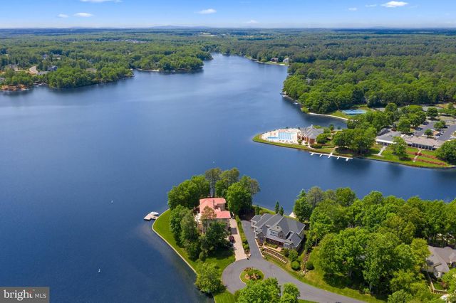 11215 PRESWICK LN, Spotsylvania, VA 22551