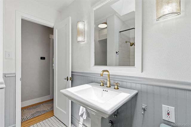 1230 S Forest Street, Denver, CO 80246
