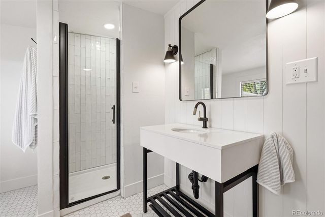 1230 S Forest Street, Denver, CO 80246