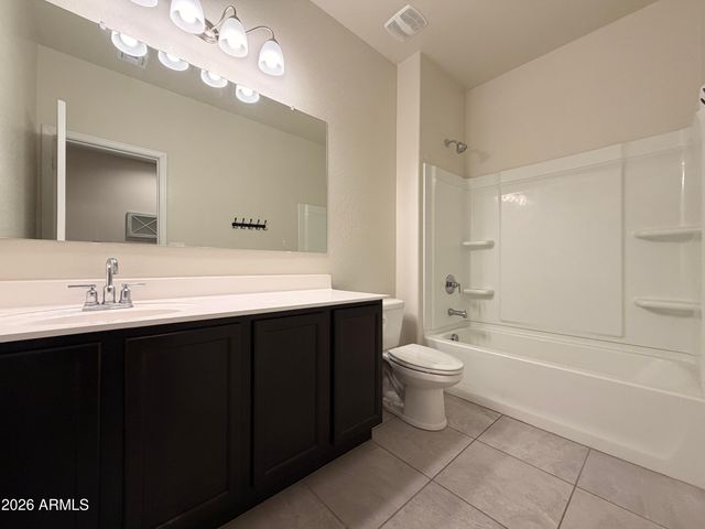 18389 W WHISPERING WIND Drive, Wittmann, AZ 85361