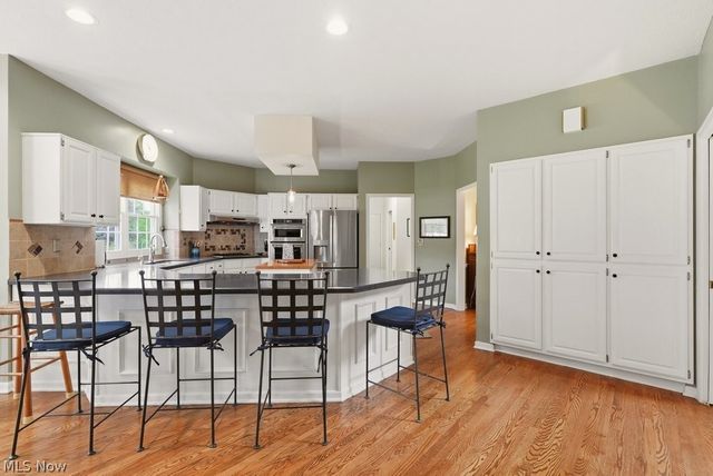 735 Jamestown Court, Hudson, OH 44236