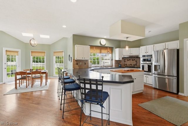 735 Jamestown Court, Hudson, OH 44236
