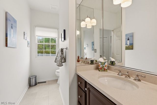 735 Jamestown Court, Hudson, OH 44236