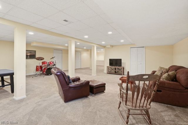 735 Jamestown Court, Hudson, OH 44236
