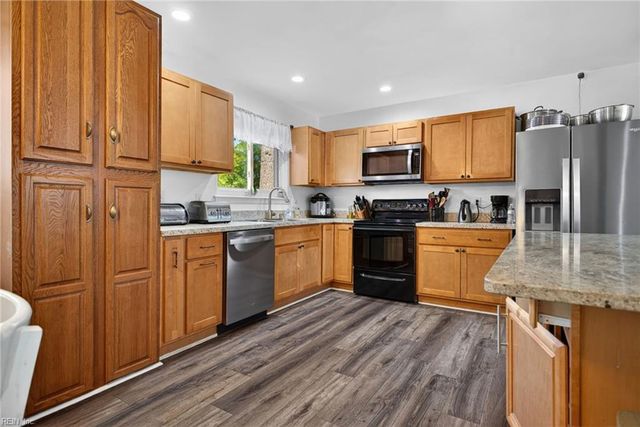 3428 Raintree RD, Virginia Beach, VA 23452