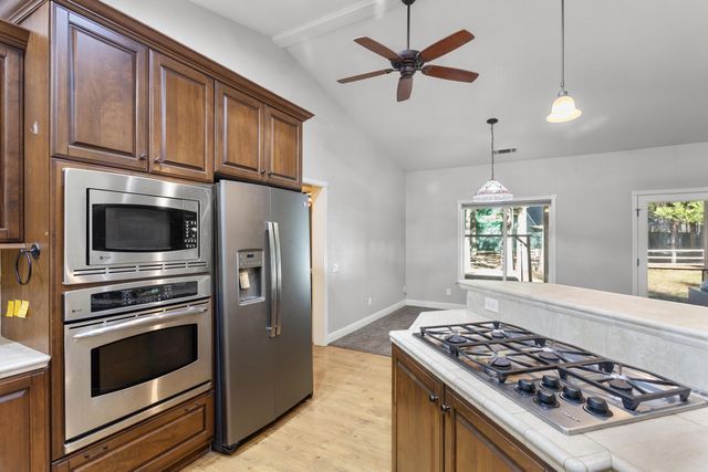 36676 Douglas Fir Court, Shingletown, CA 96088