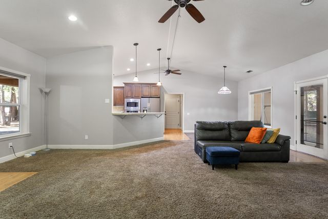 36676 Douglas Fir Court, Shingletown, CA 96088