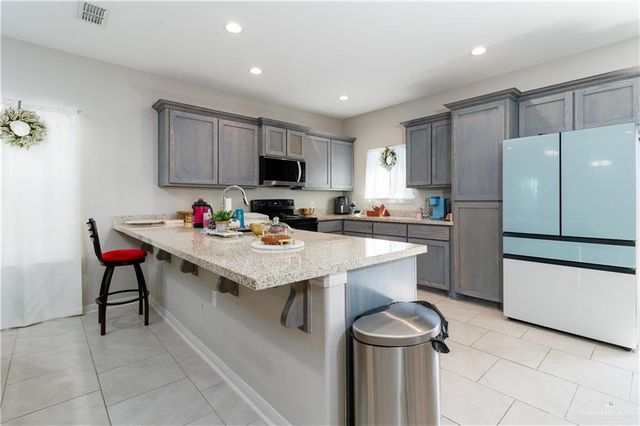 1981 N Retama Street, San Juan, TX 78589