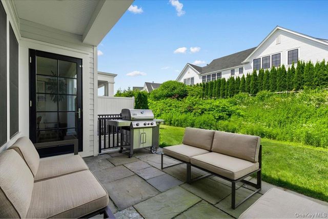 3 Jasmine Lane, Rye Brook, NY 10573