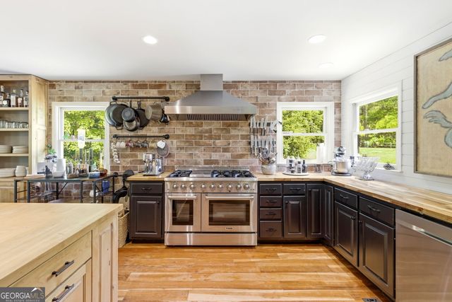 850 Preacher Campbell Road, Clarkesville, GA 30523