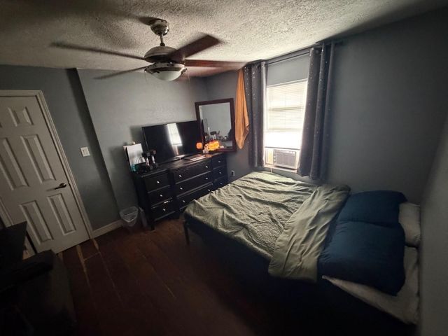 1115 Turner Street, Baytown, TX 77520