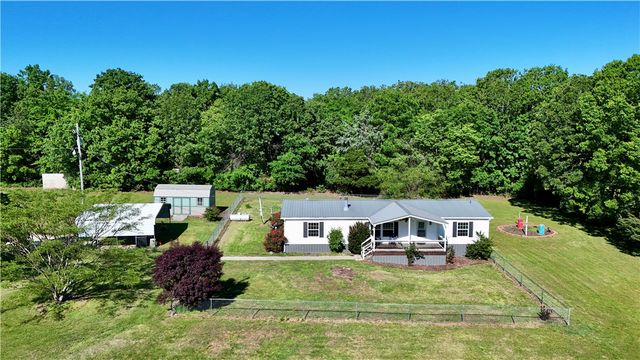 8660 Early Lane, Harrison, AR 72601