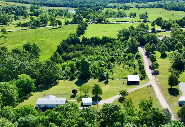 8660 Early Lane, Harrison, AR 72601