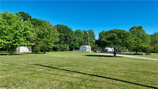 8660 Early Lane, Harrison, AR 72601