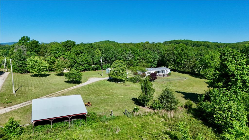 8660 Early Lane, Harrison, AR 72601
