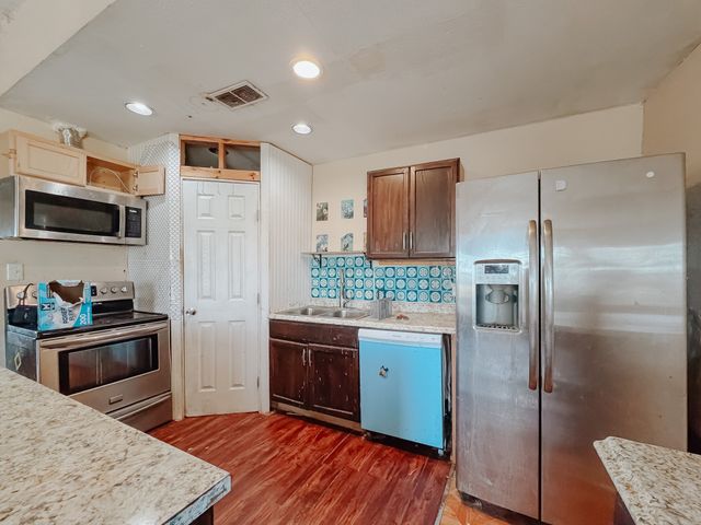 4167 County Road 1180, Corsicana, TX 75110