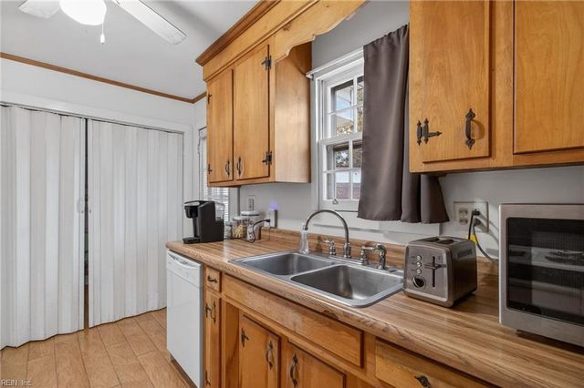 2400 Payne RD, Chesapeake, VA 23323