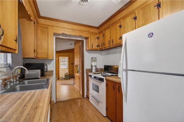 2400 Payne RD, Chesapeake, VA 23323