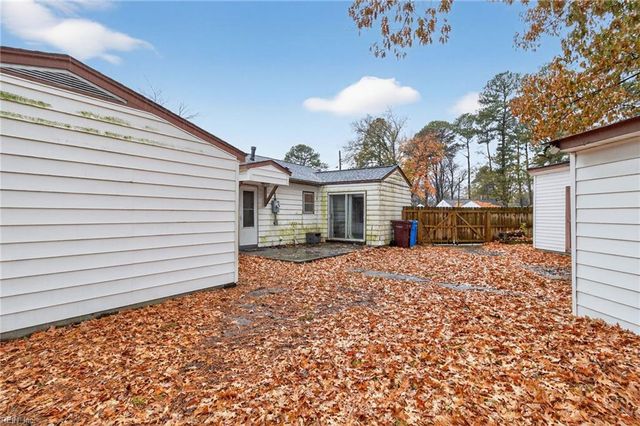 2400 Payne RD, Chesapeake, VA 23323