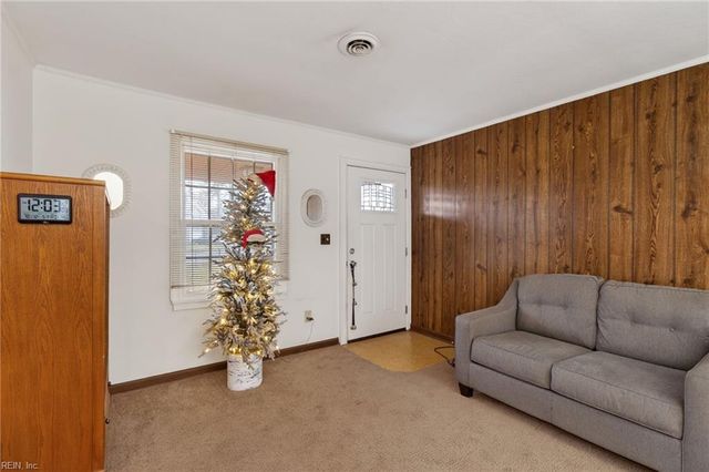 2400 Payne RD, Chesapeake, VA 23323