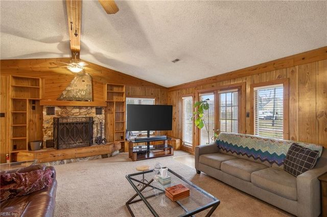 2400 Payne RD, Chesapeake, VA 23323