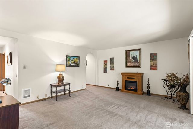 625 N Jackson Avenue #A9, Tacoma, WA 98406