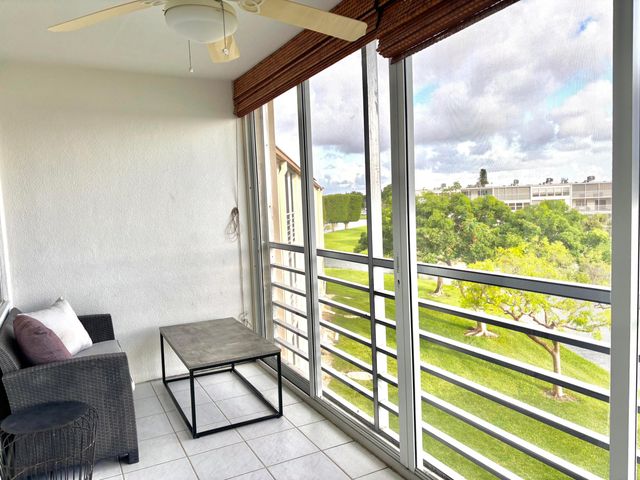 4032 Newcastle B, Boca Raton, FL 33434