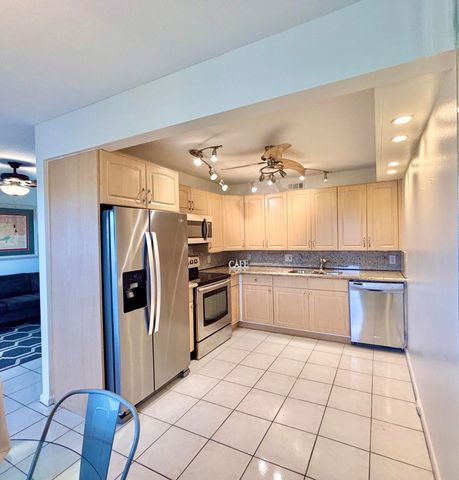 4032 Newcastle B, Boca Raton, FL 33434