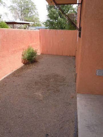 1907 Girard Boulevard NE, Albuquerque, NM 87106