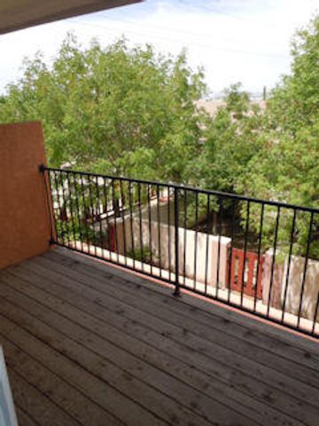 1907 Girard Boulevard NE, Albuquerque, NM 87106