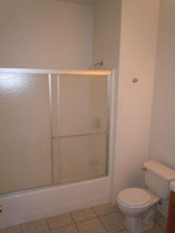 1907 Girard Boulevard NE, Albuquerque, NM 87106