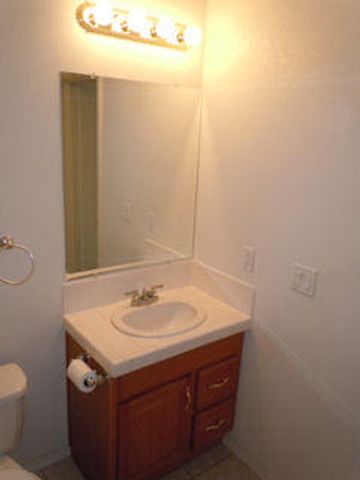 1907 Girard Boulevard NE, Albuquerque, NM 87106