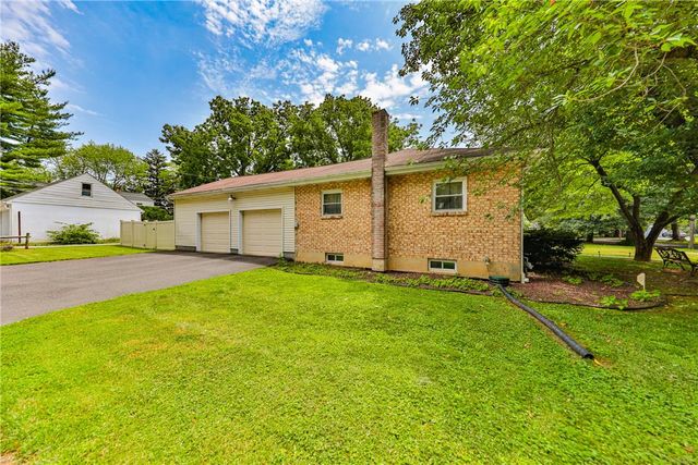 735 North Glenwood Street, Allentown City, PA 18104