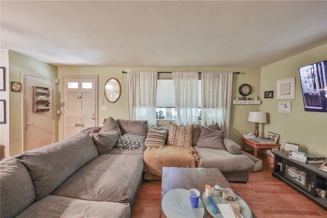 735 North Glenwood Street, Allentown City, PA 18104