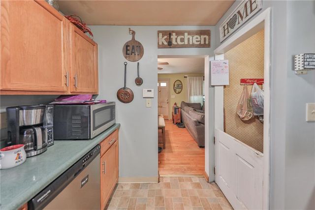 735 North Glenwood Street, Allentown City, PA 18104