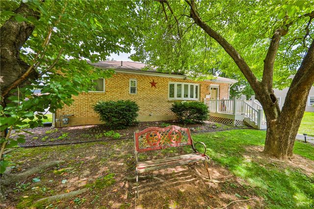 735 North Glenwood Street, Allentown City, PA 18104