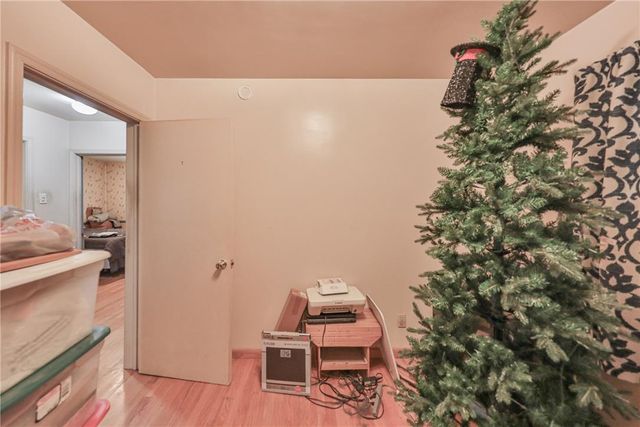 735 North Glenwood Street, Allentown City, PA 18104