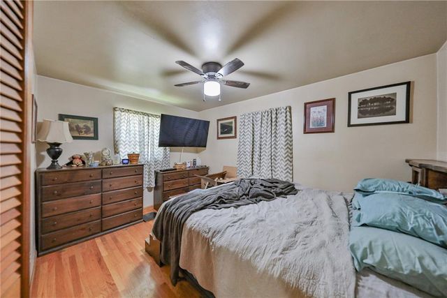 735 North Glenwood Street, Allentown City, PA 18104