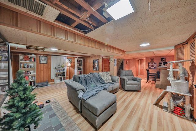 735 North Glenwood Street, Allentown City, PA 18104