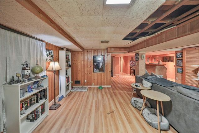735 North Glenwood Street, Allentown City, PA 18104